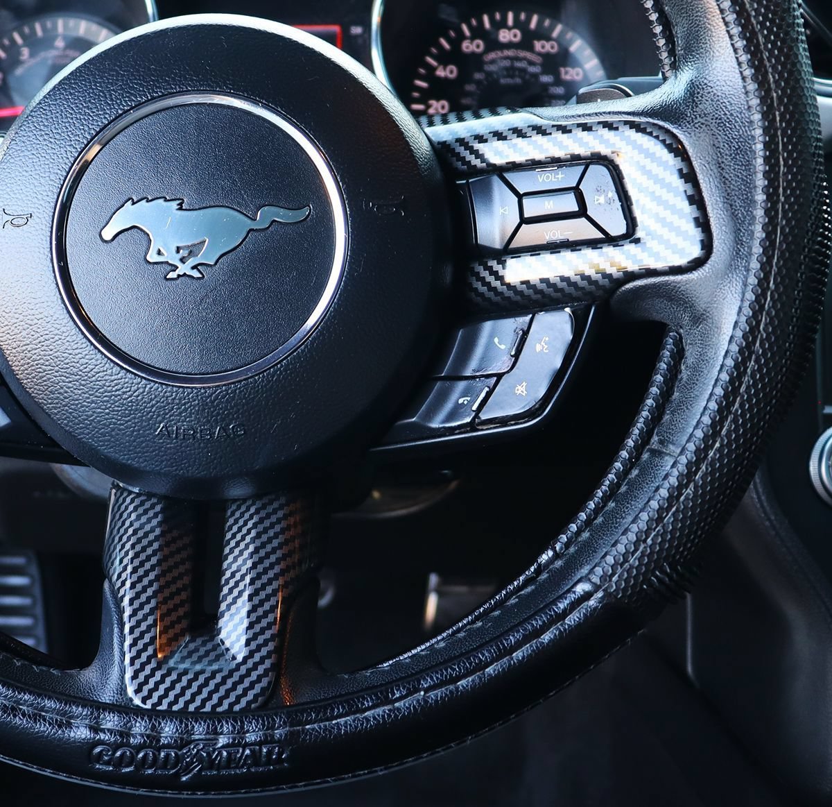 Used 2017 Ford Mustang Premium RWD image 49