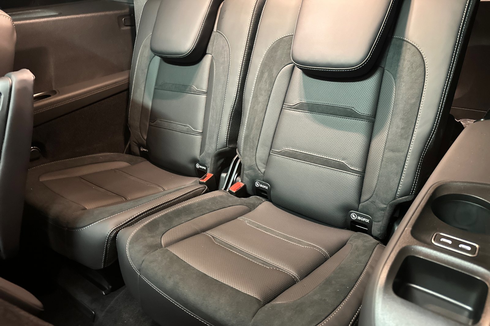 New 2026 Mercedes-Benz GLS 63 AMG 4MATIC image 28