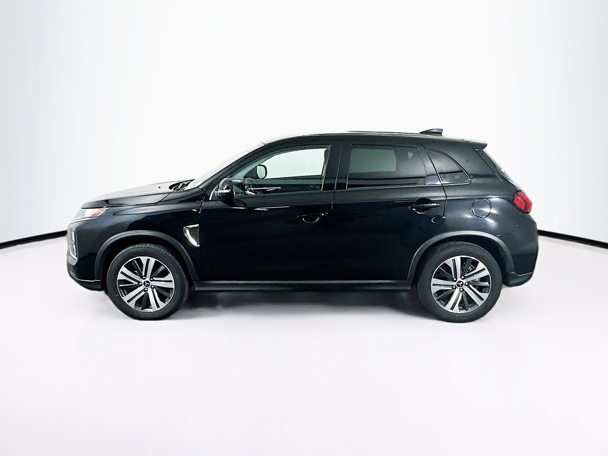 Used 2024 Mitsubishi Outlander Sport AWD image 4
