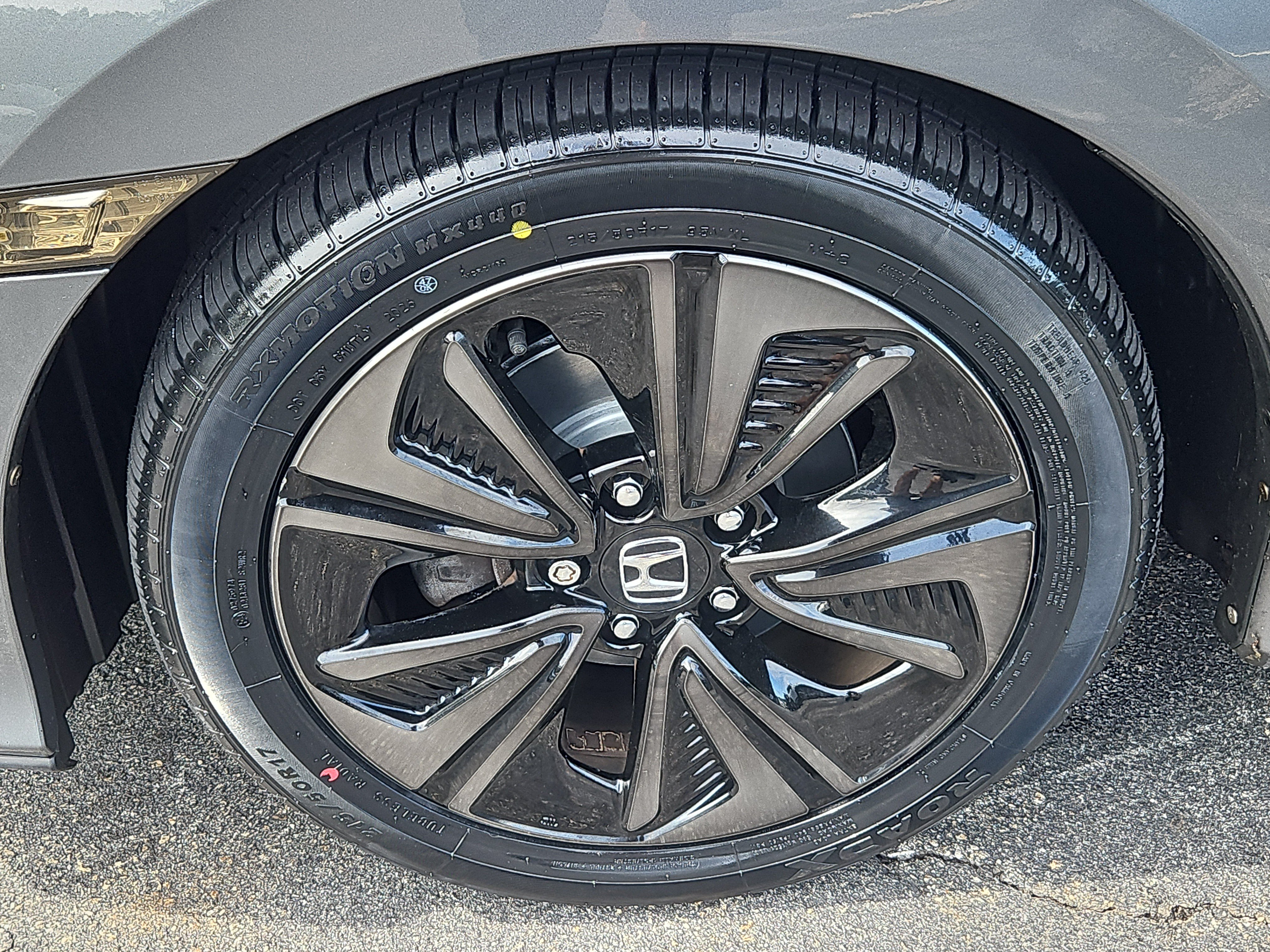 Used 2019 Honda Civic EX image 4