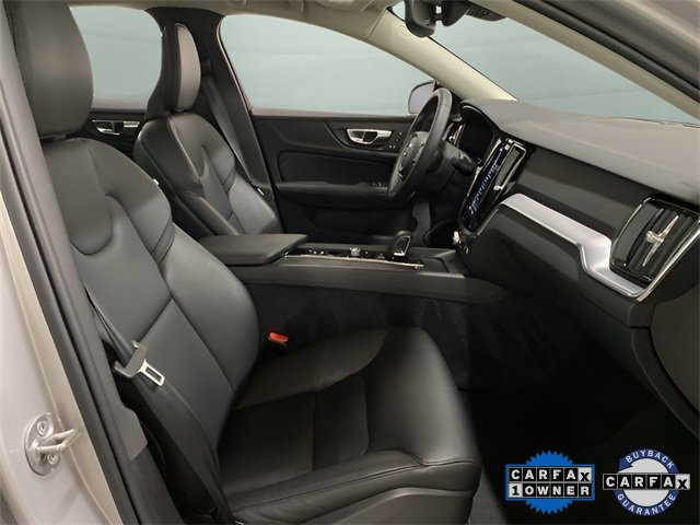 Used 2025 Volvo S60 B5 Core image 24
