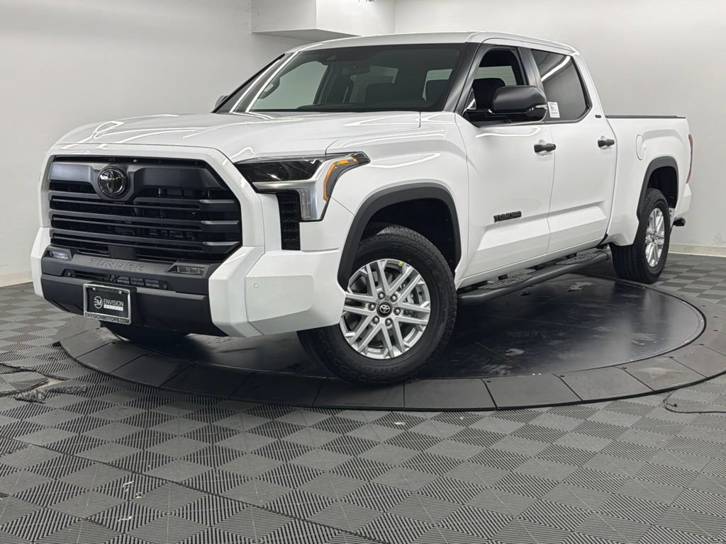 New 2026 Toyota Tundra SR5 w/ SR5 Convenience Package RWD image 2