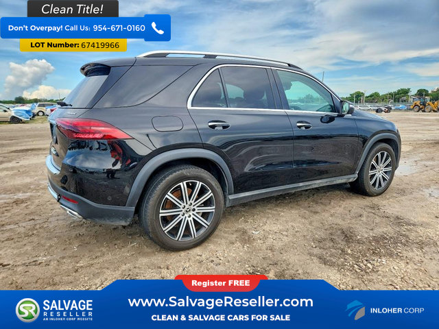 Used 2024 Mercedes-Benz GLE 450e 4MATIC w/ Warmth & Comfort Package image 4