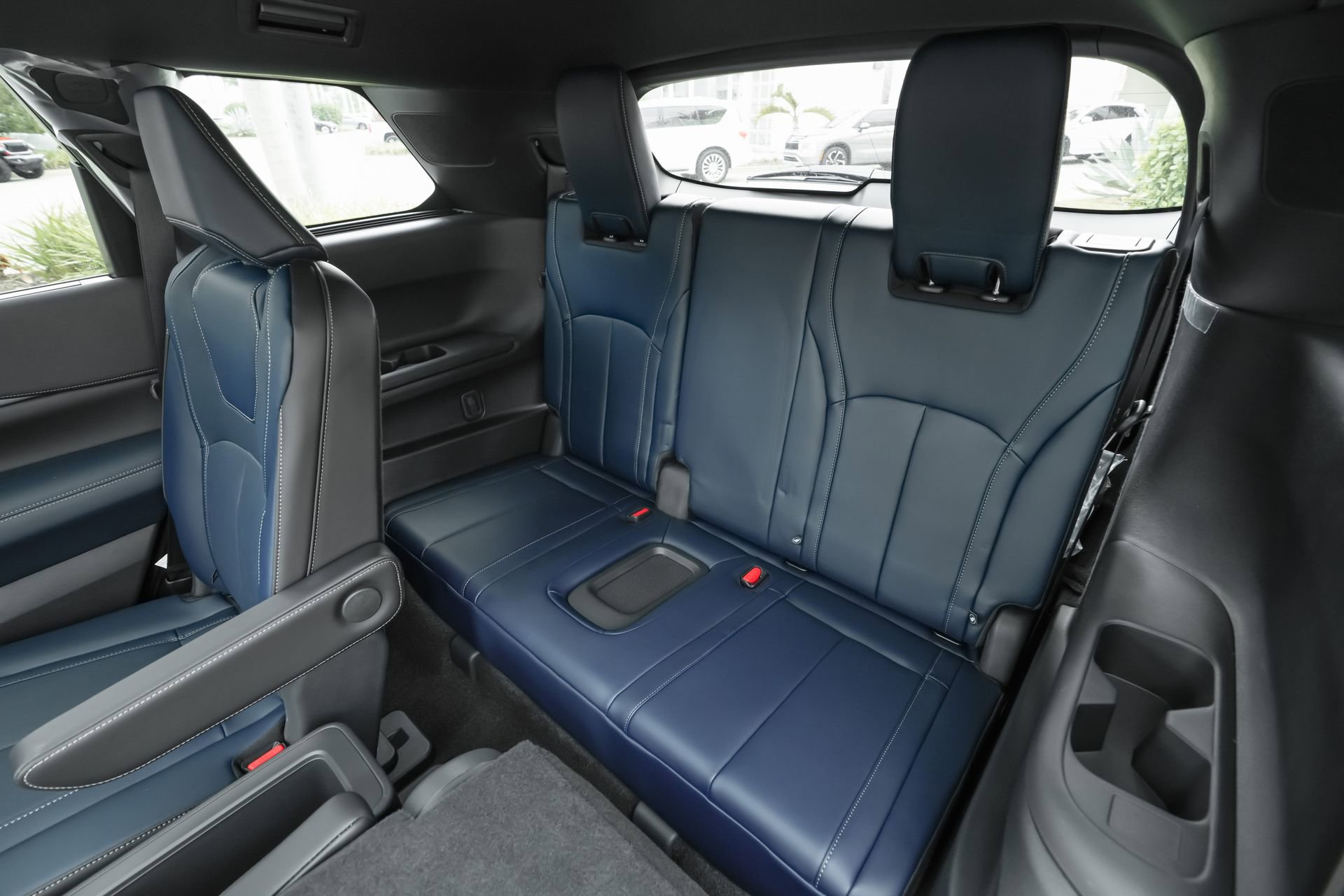 New 2026 INFINITI QX60 Sport w/ Dark Cargo Package image 33