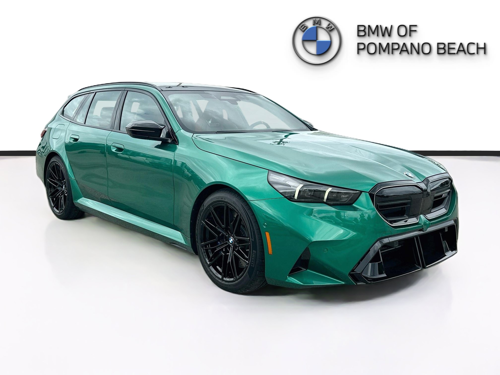 New 2027 BMW M5 Touring AWD/4WD image 1
