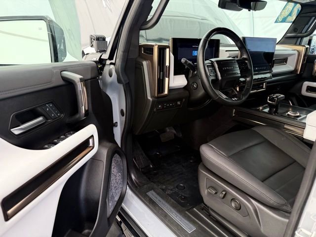 Used 2024 GMC Hummer EV 2X w/ LPO, Illumination Package AWD/4WD image 37