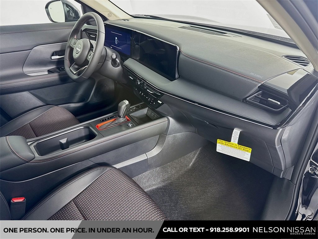 New 2025 Nissan Kicks SR w/ SR Premium Package image 29