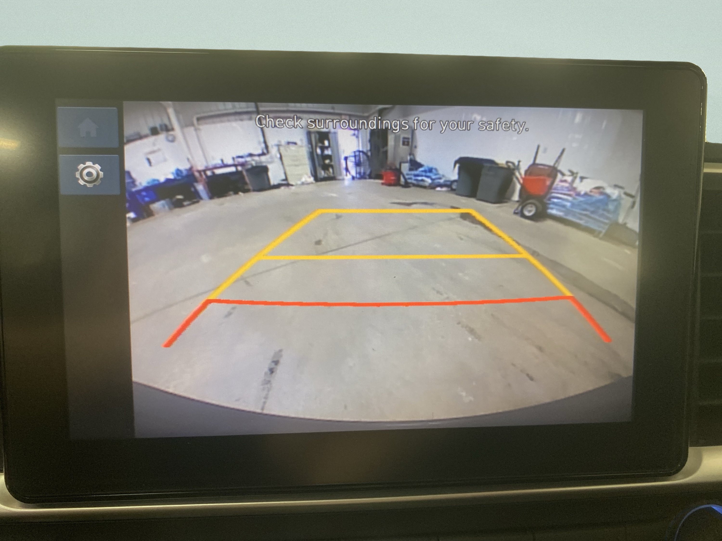 Used 2025 Hyundai Venue SEL FWD image 25