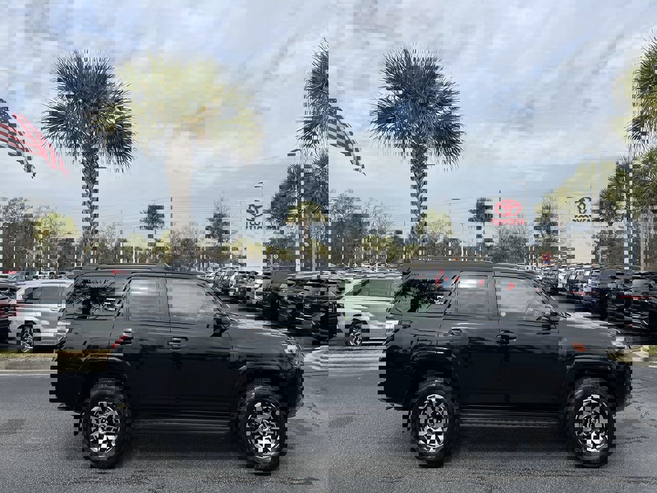 Used 2024 Toyota 4Runner TRD Off-Road Premium image 11