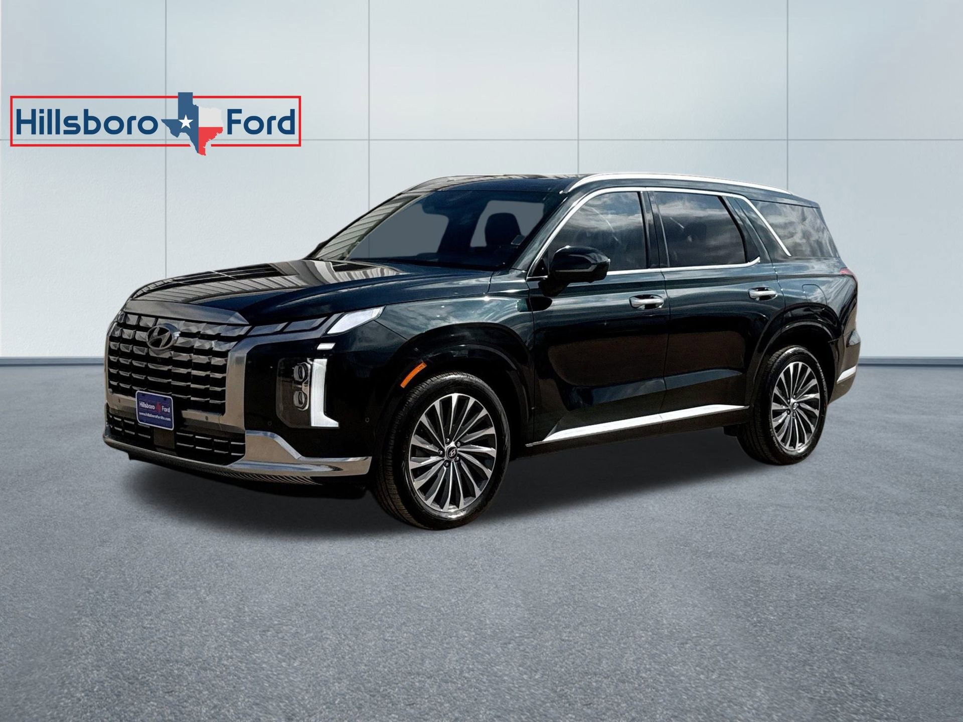 Used 2024 Hyundai Palisade Calligraphy image 1