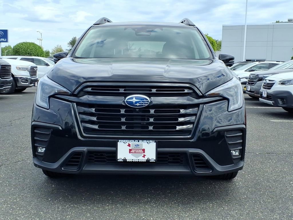 Certified 2023 Subaru Ascent Onyx Edition Limited AWD/4WD image 2