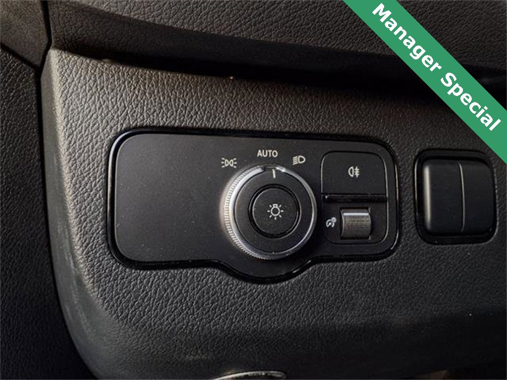 Used 2023 Mercedes-Benz Sprinter 3500 image 16