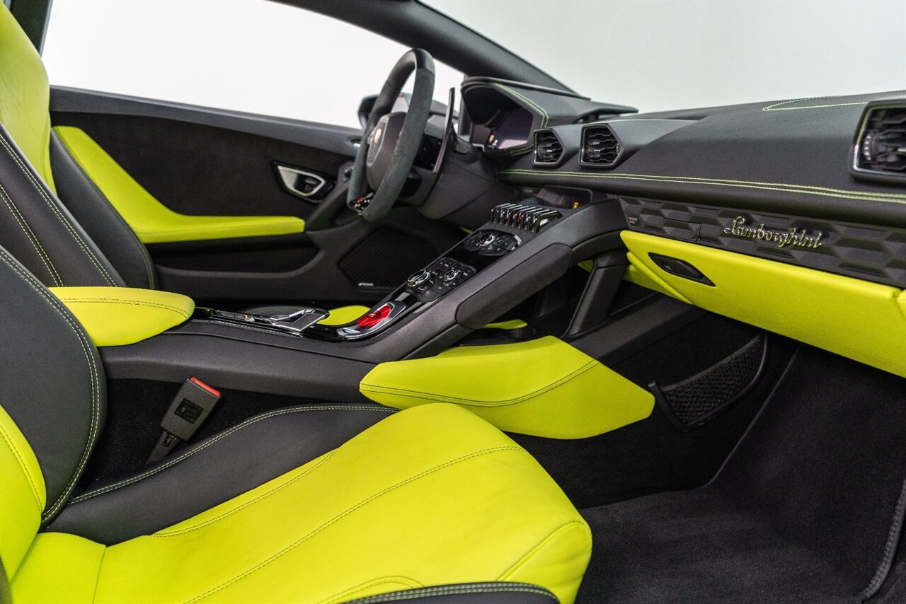 Used 2017 Lamborghini Huracan LP 610-4 AWD/4WD image 47