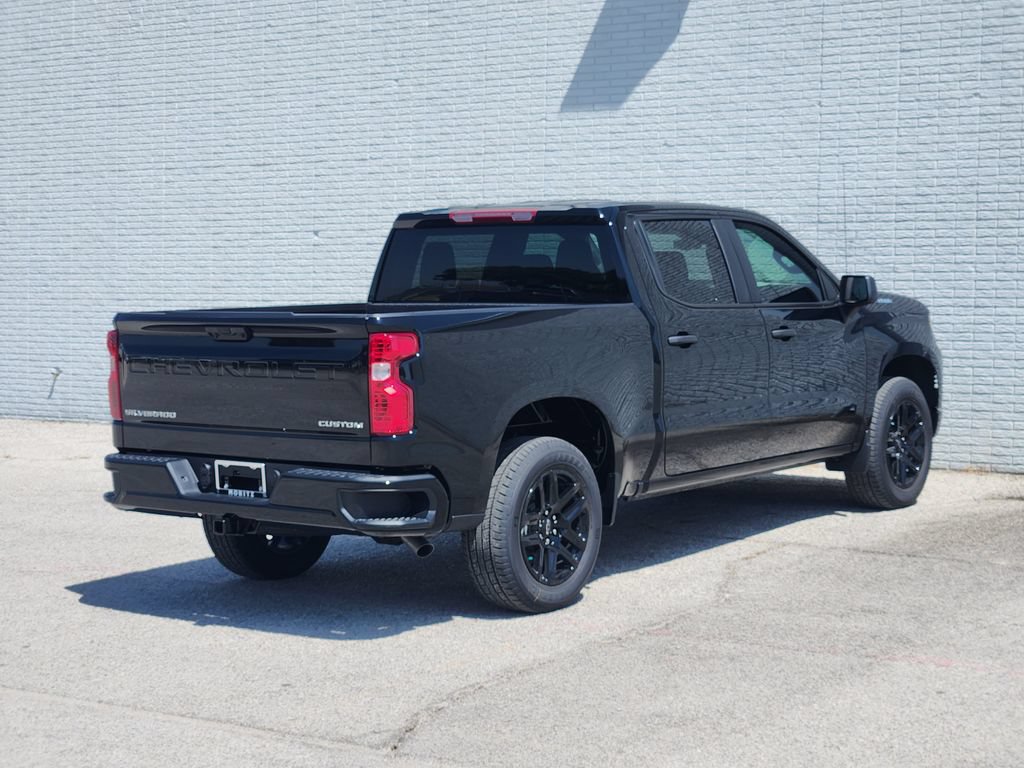 New 2026 Chevrolet Silverado 1500 Custom RWD image 4