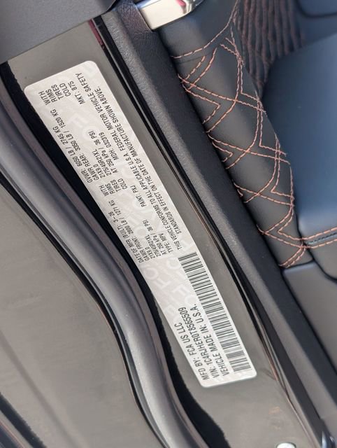 Certified 2026 Jeep Grand Cherokee Summit AWD/4WD image 37