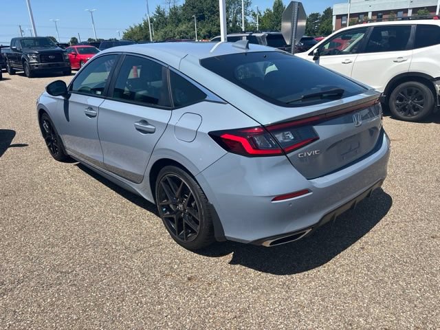 Used 2023 Honda Civic Sport Touring image 4