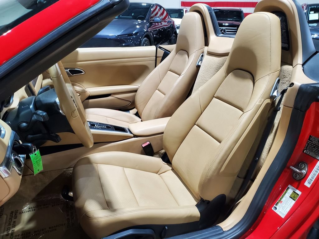 Used 2015 Porsche Boxster RWD image 19