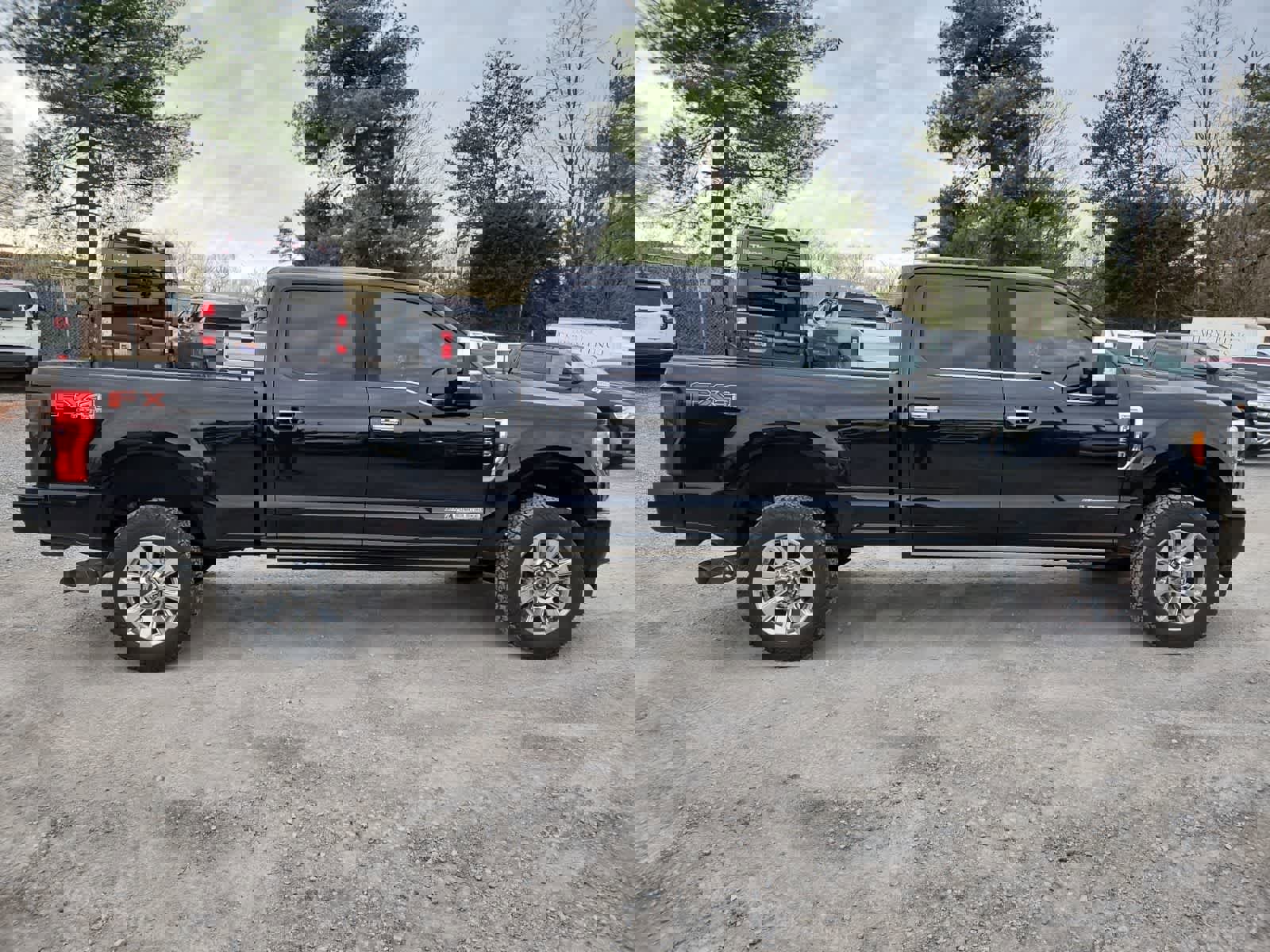 Used 2018 Ford F250 Platinum w/ Platinum Ultimate Package image 6