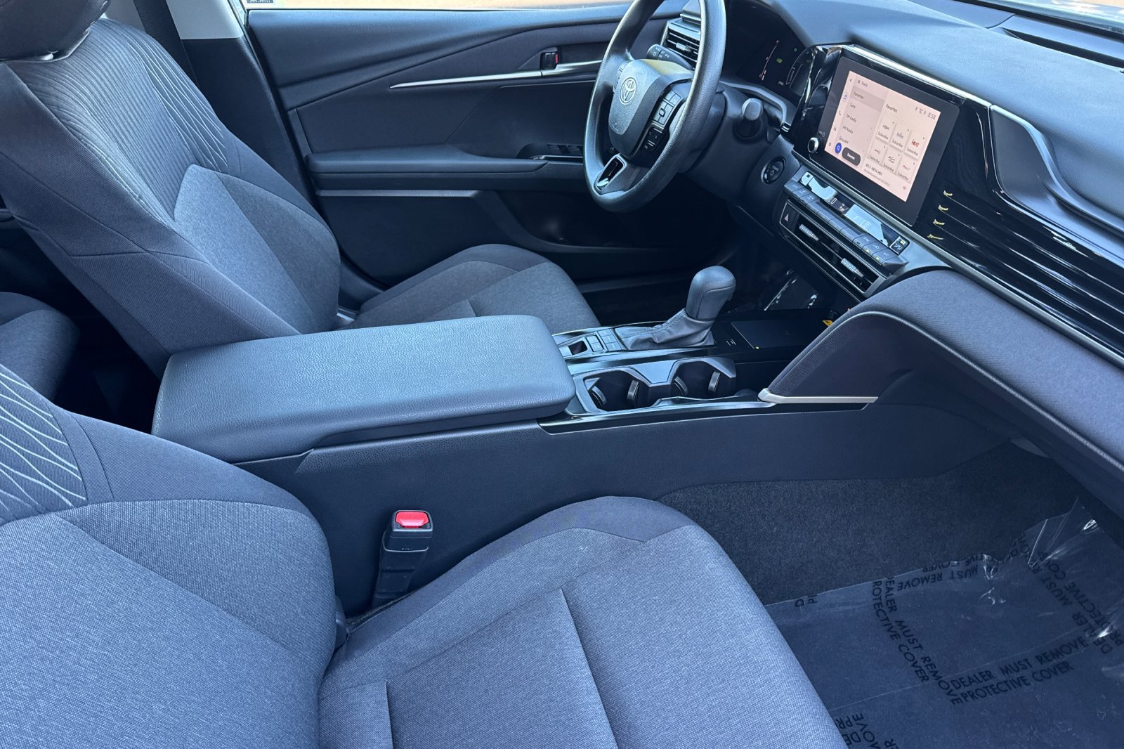 Used 2025 Toyota Camry LE w/ Convenience Package FWD image 15