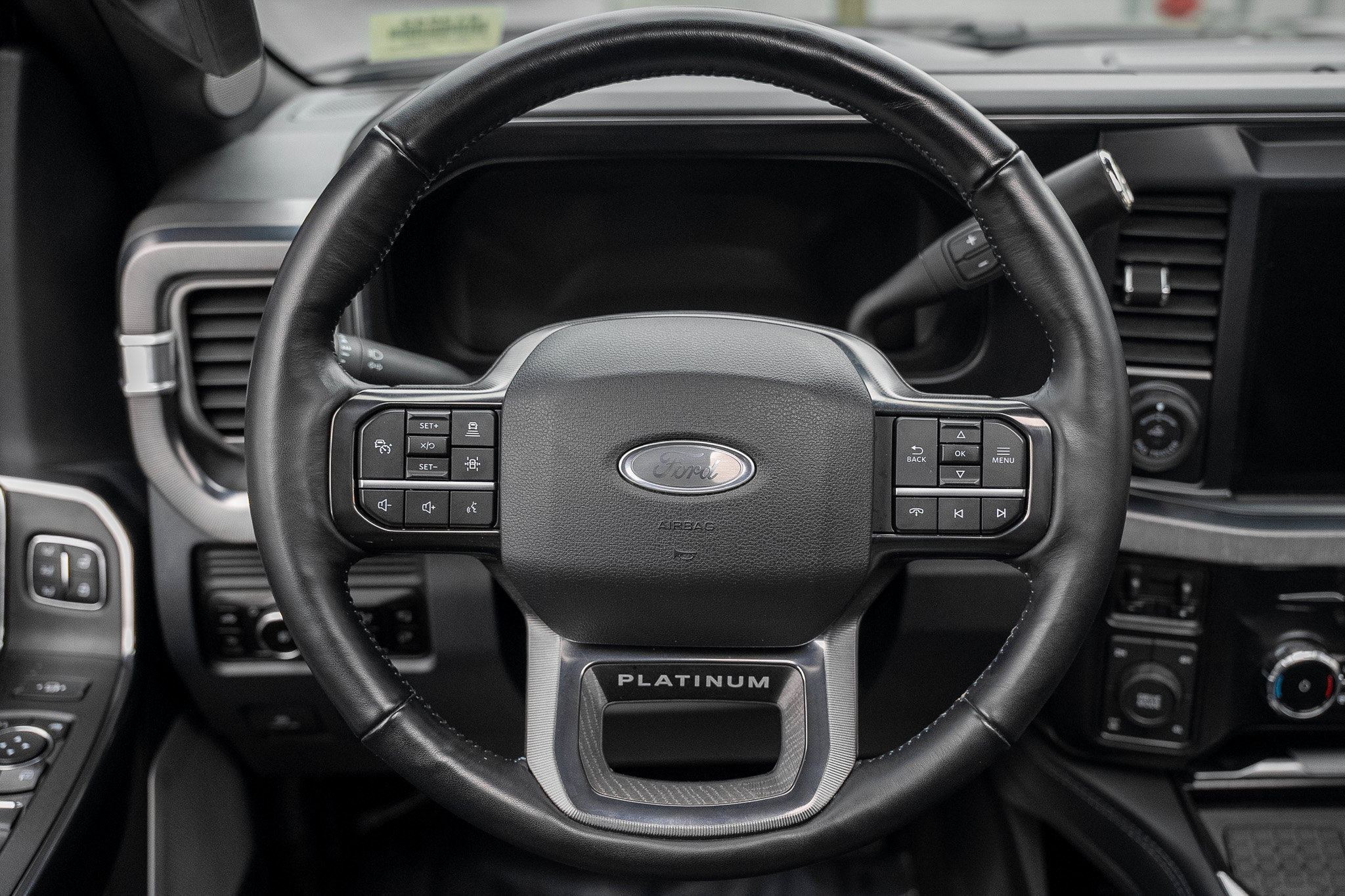 Used 2025 Ford F250 Platinum w/ FX4 Off-Road Package AWD/4WD image 44