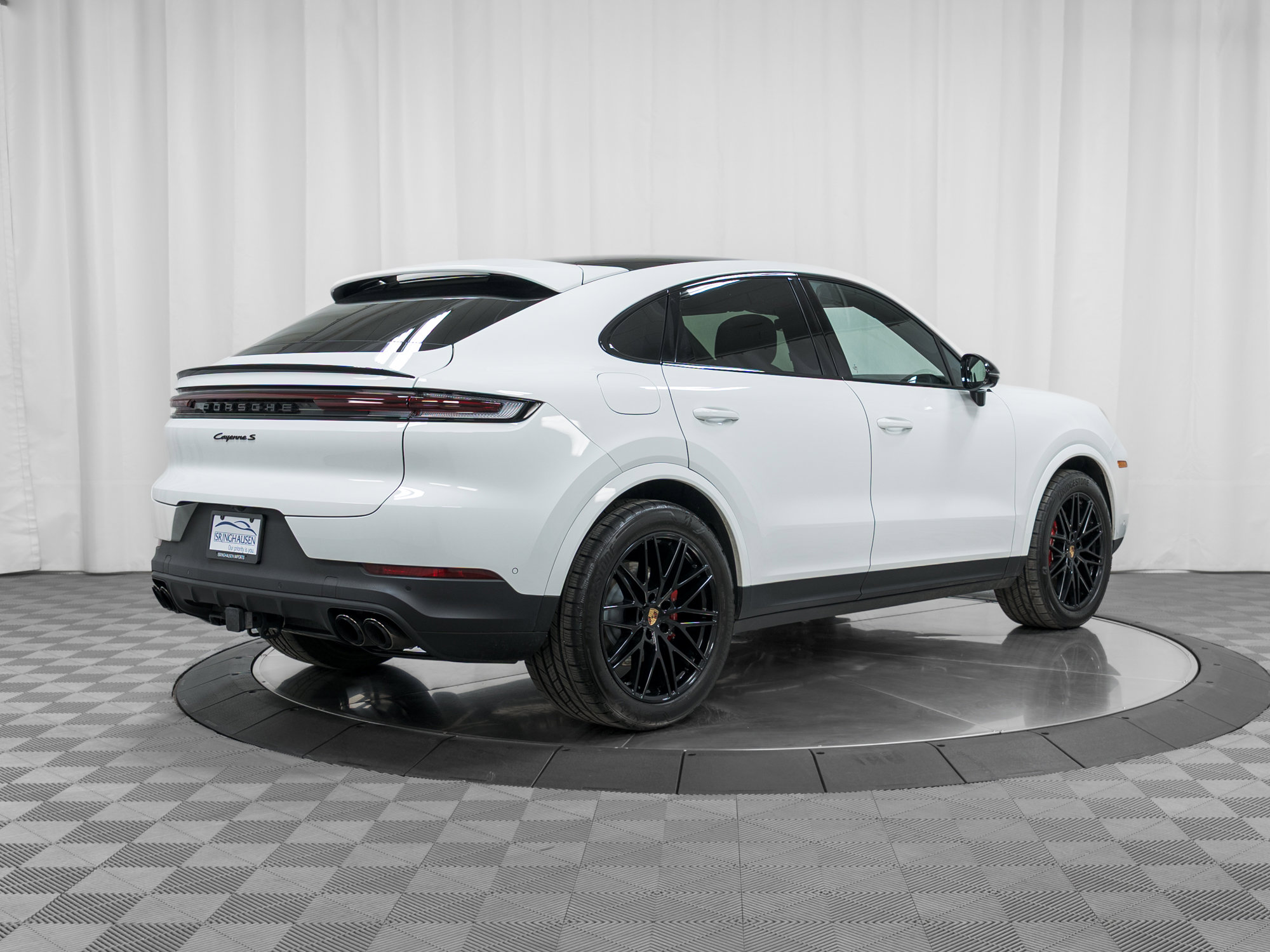 Used 2025 Porsche Cayenne S image 7