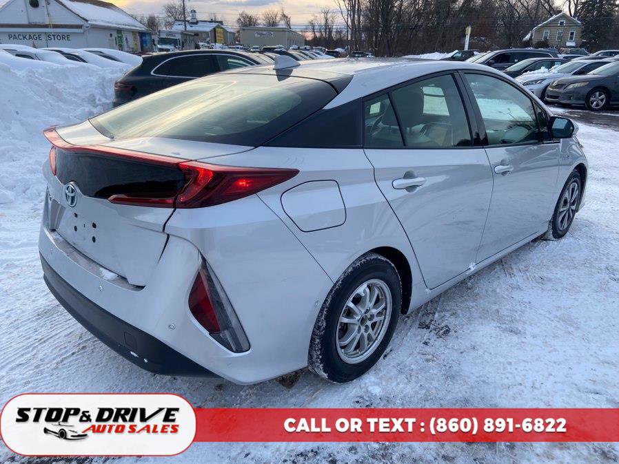 Used 2018 Toyota Prius Prime Advanced FWD image 5