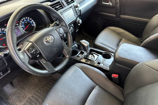 Used 2019 Toyota 4Runner TRD Off-Road Premium AWD/4WD image 10