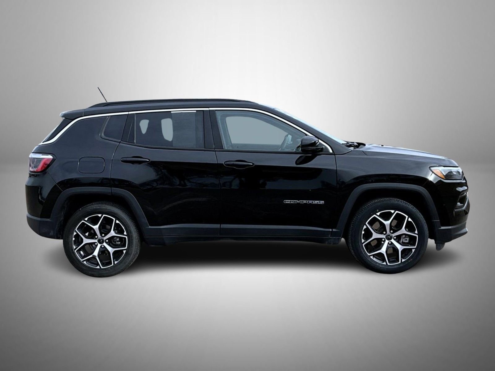 Used 2025 Jeep Compass Limited AWD/4WD image 4
