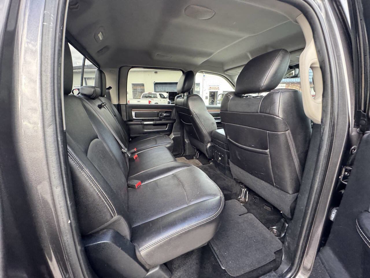 Used 2016 RAM 3500 Laramie image 65