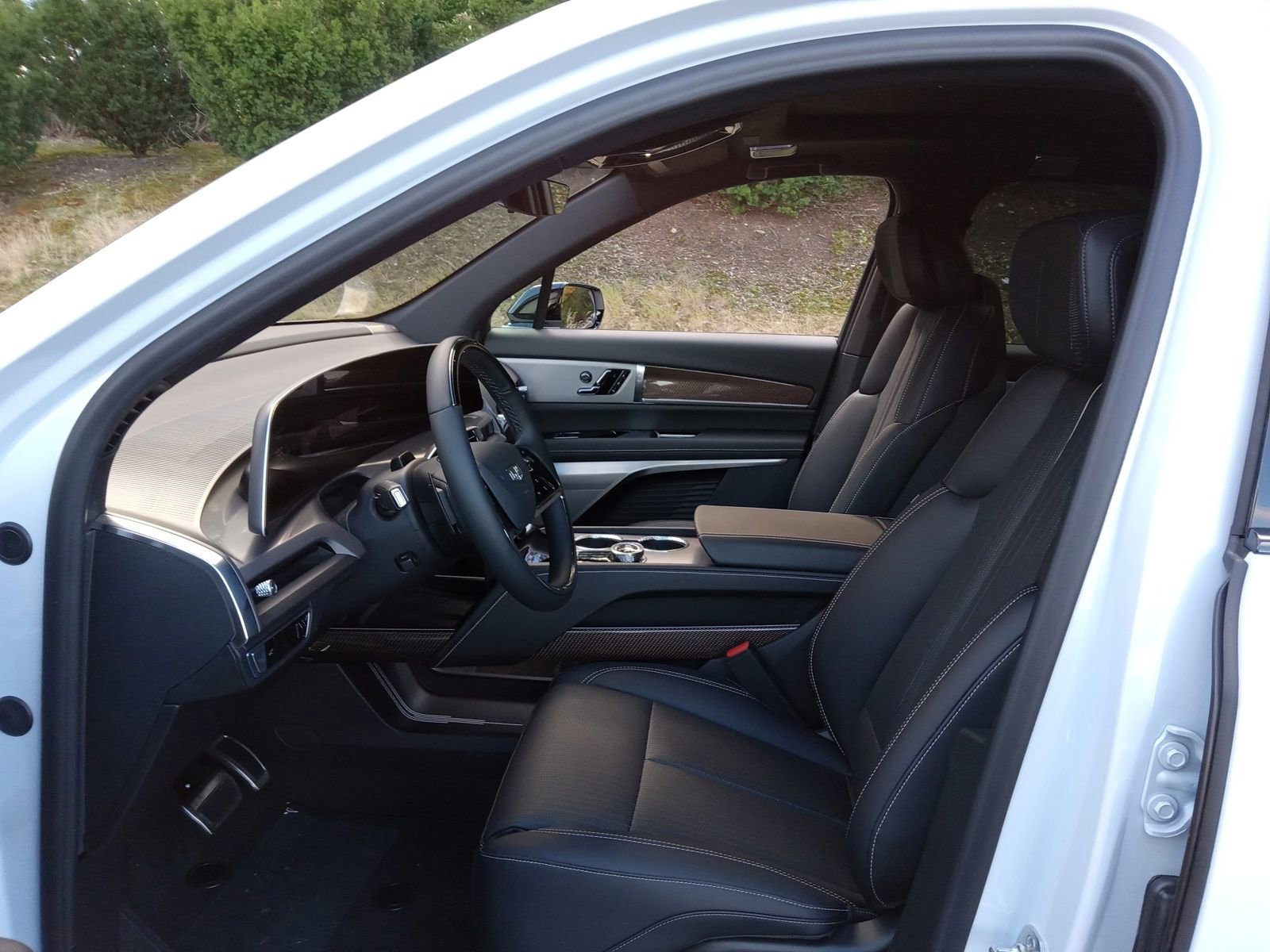 New 2026 Cadillac Vistiq Sport image 11