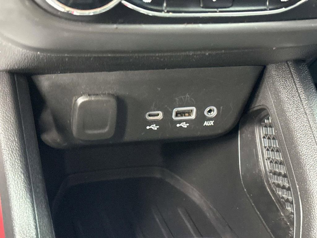 Used 2023 Chevrolet TrailBlazer RS w/ Convenience Package FWD image 28