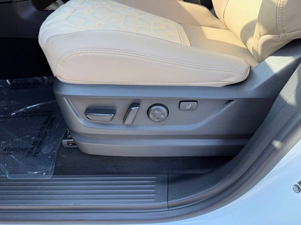 New 2026 Nissan Armada Platinum Reserve AWD/4WD image 5
