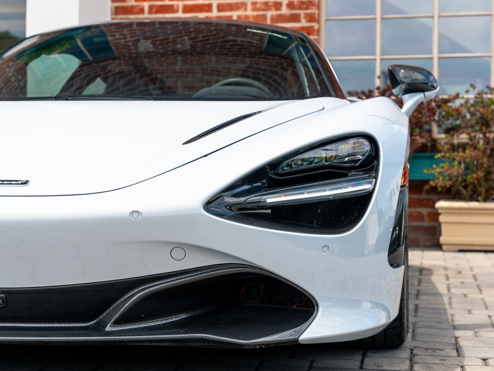 Used 2018 McLaren 720S Luxury RWD image 32
