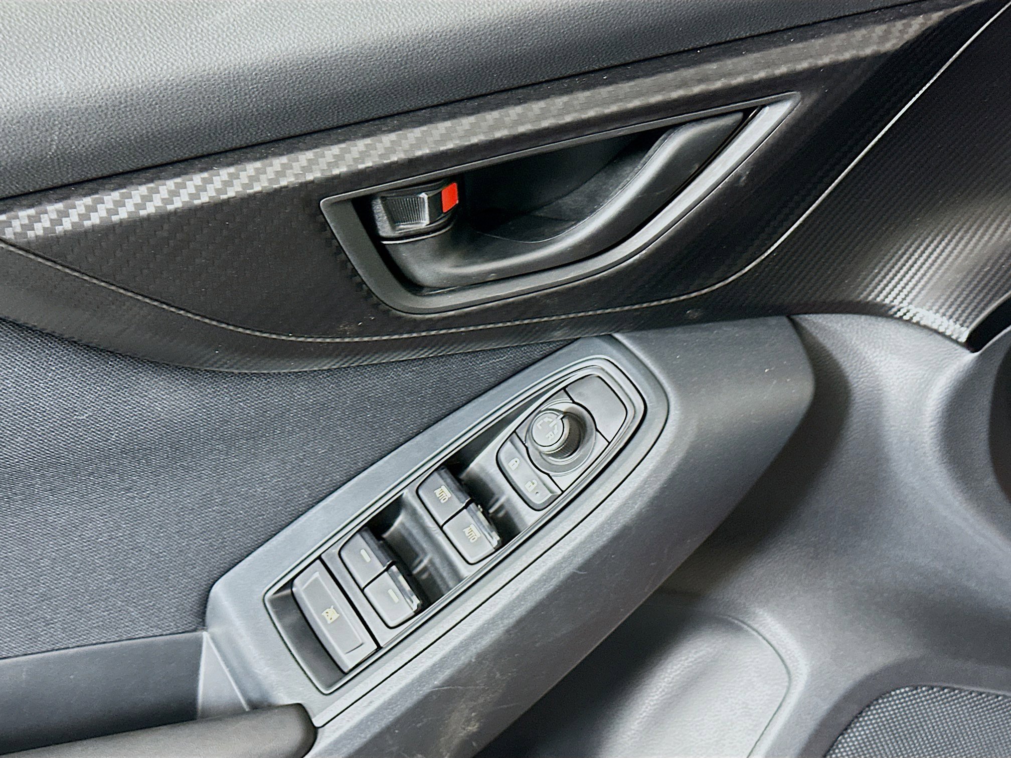 Used 2019 Subaru Crosstrek 2.0i w/ Eyesight System image 15