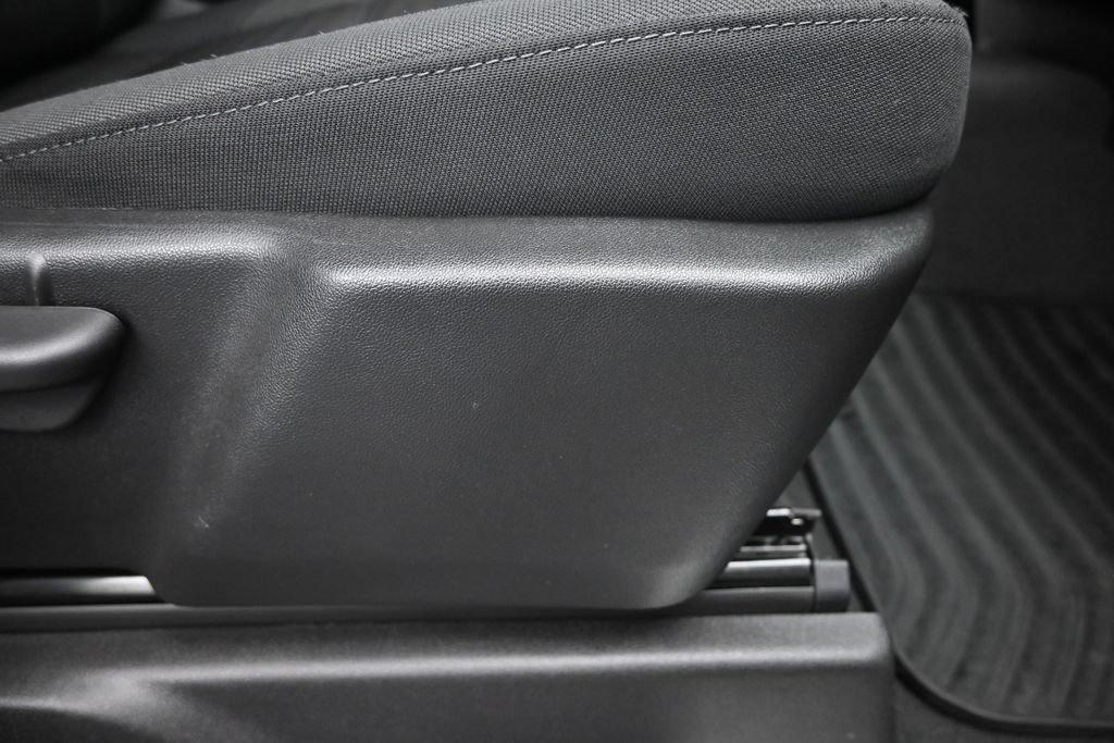 Used 2026 Chevrolet Silverado 1500 RST AWD/4WD image 12
