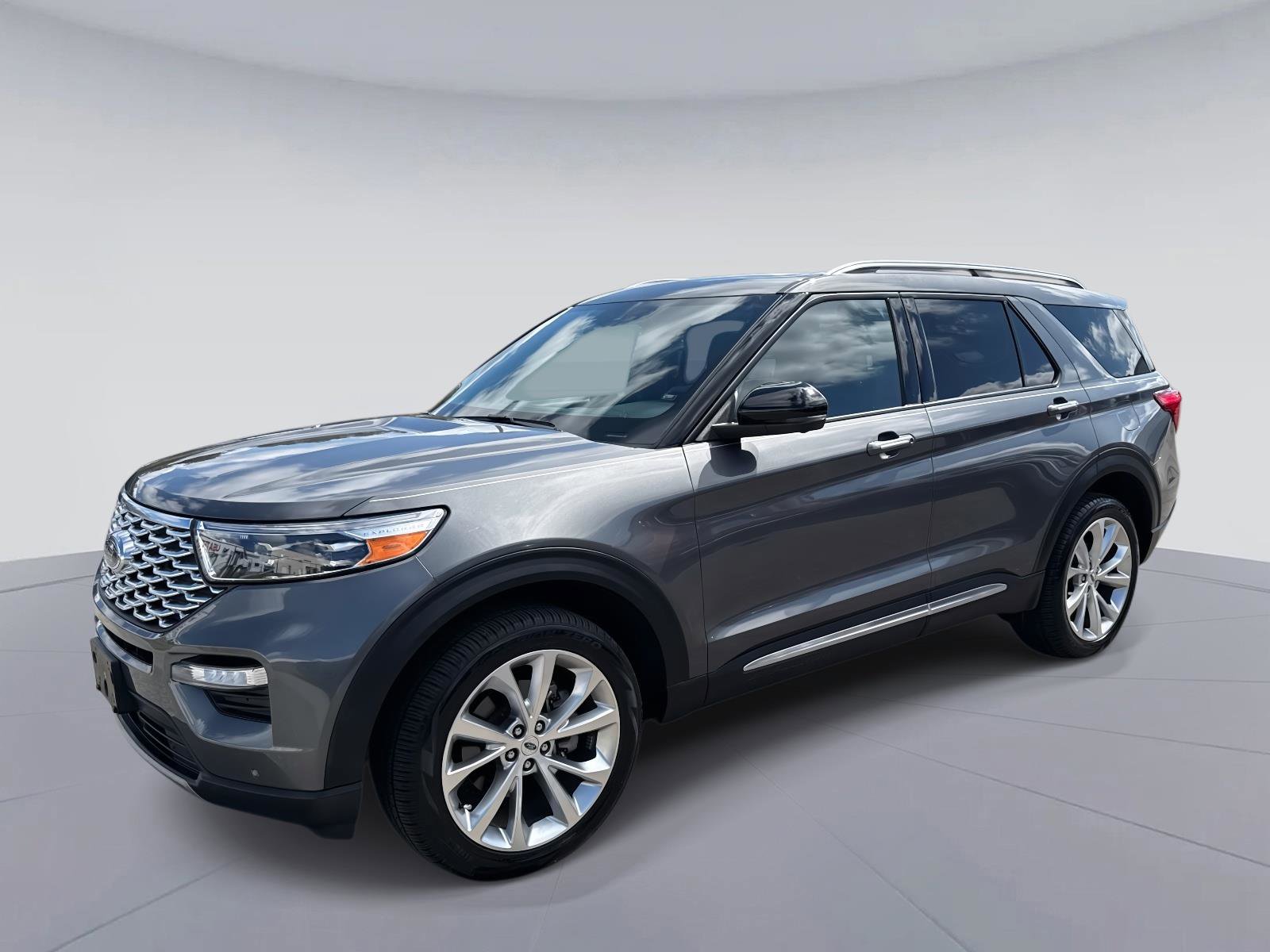 Used 2023 Ford Explorer Platinum w/ Technology Package image 8