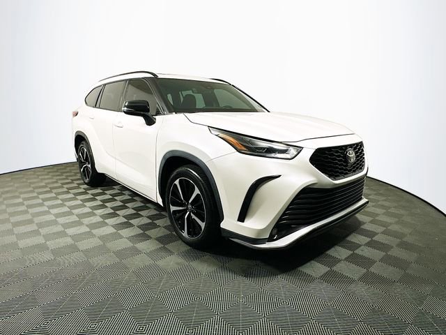 Used 2021 Toyota Highlander XSE