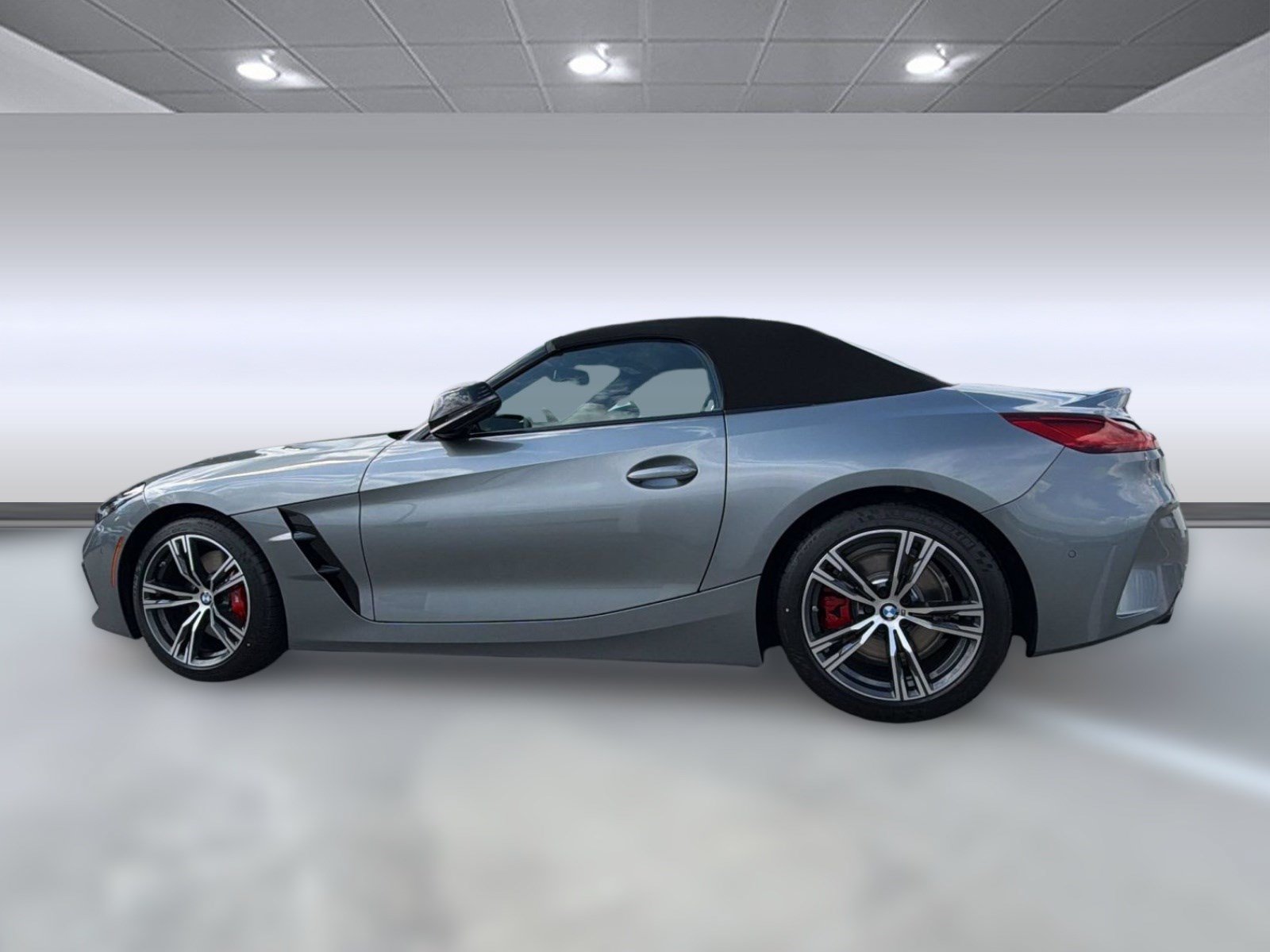 New 2026 BMW Z4 M40i RWD image 2