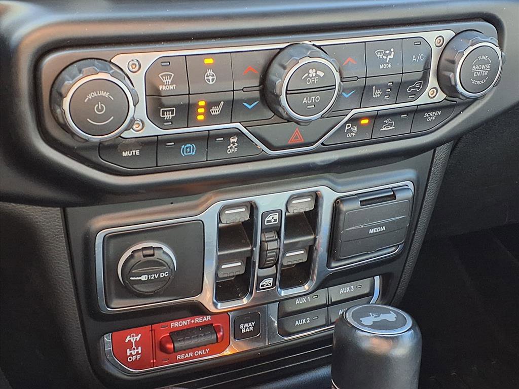 Used 2021 Jeep Wrangler Unlimited Rubicon 4xe w/ Cold Weather Group image 15