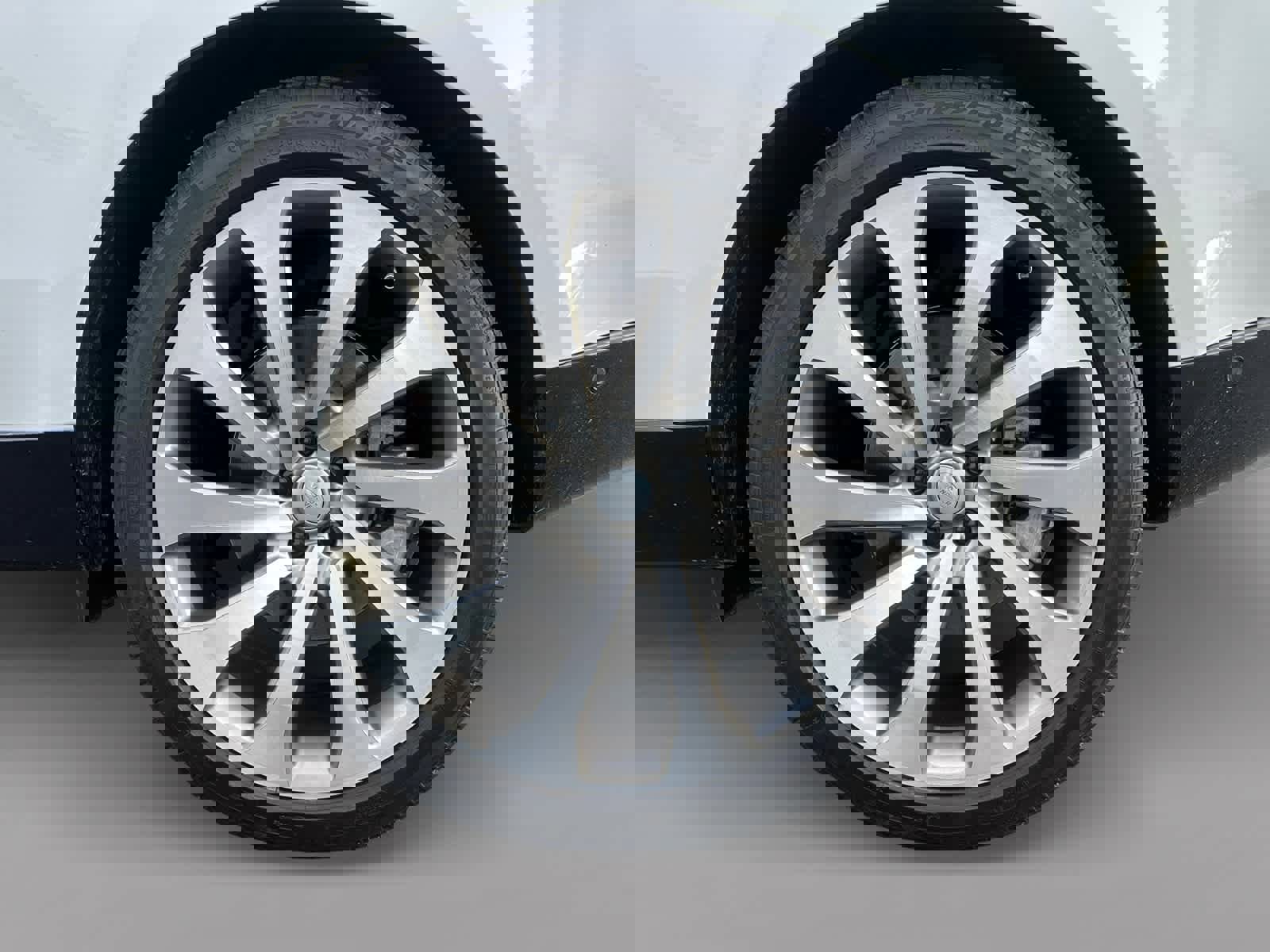 Certified 2025 Land Rover Range Rover Long Wheelbase SE image 28