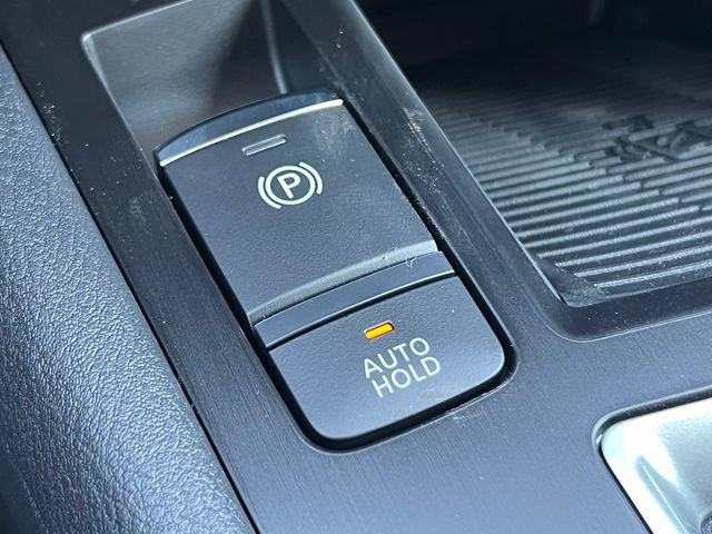 New 2026 Nissan Kicks SV w/ Charging Package AWD/4WD image 26