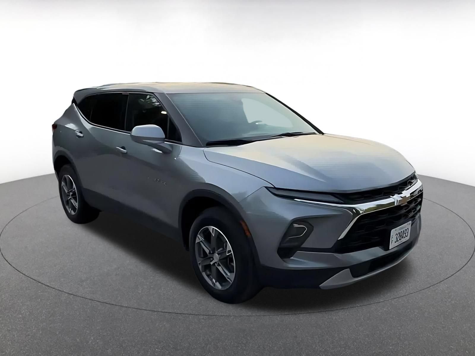 Used 2025 Chevrolet Blazer LT FWD video 2