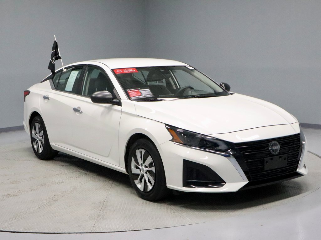Certified 2024 Nissan Altima 2.5 S image 1