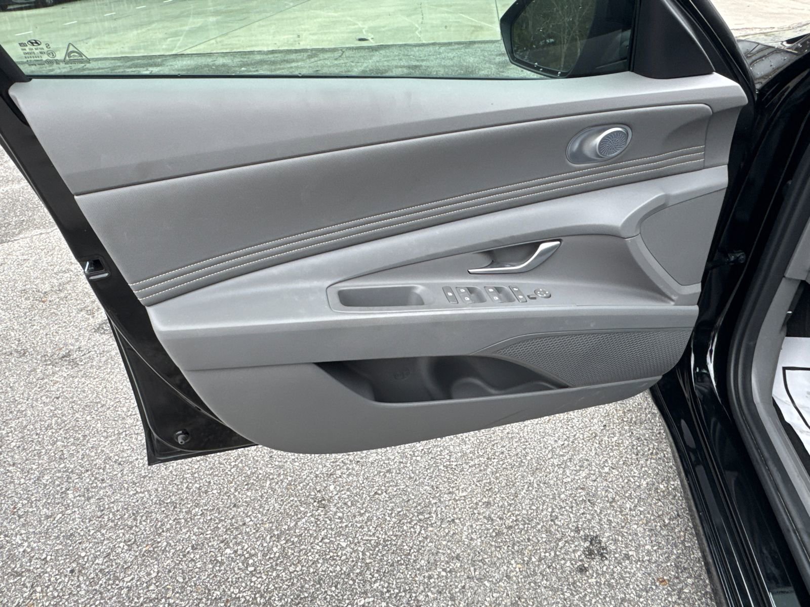 Certified 2025 Hyundai Elantra SEL w/ Cargo Package image 10