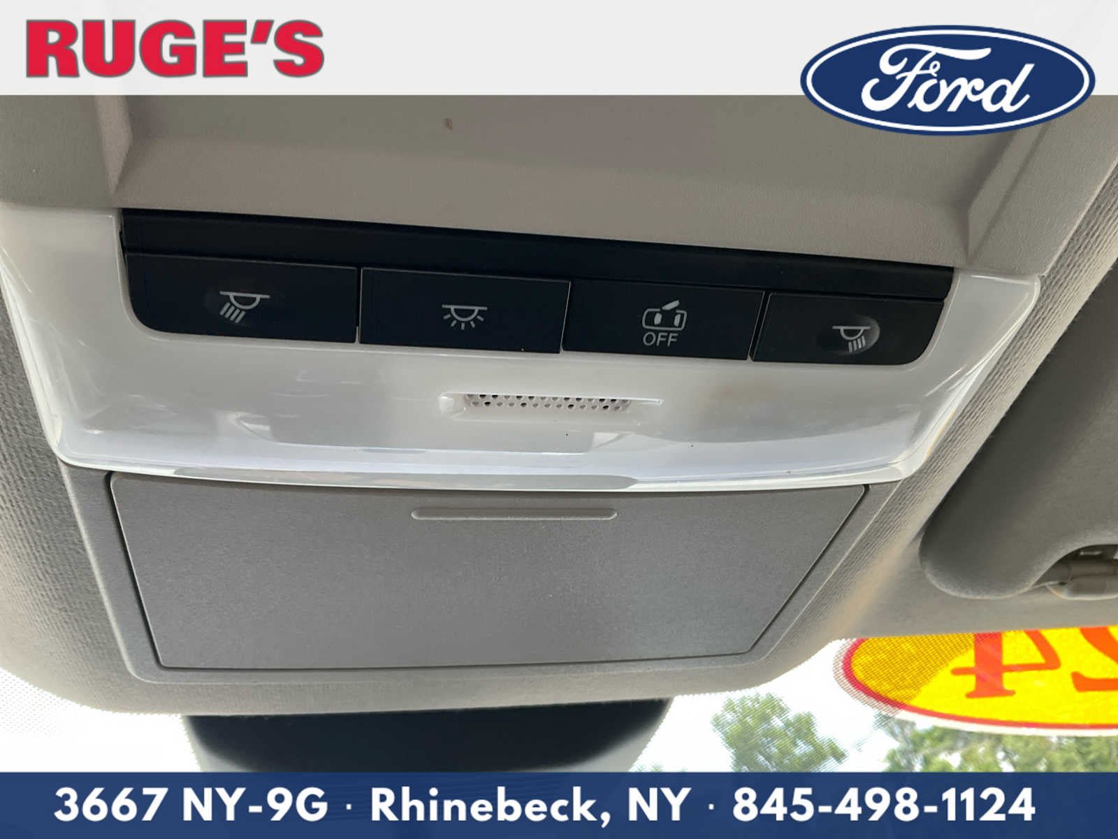 Used 2024 Nissan Sentra SV FWD image 26