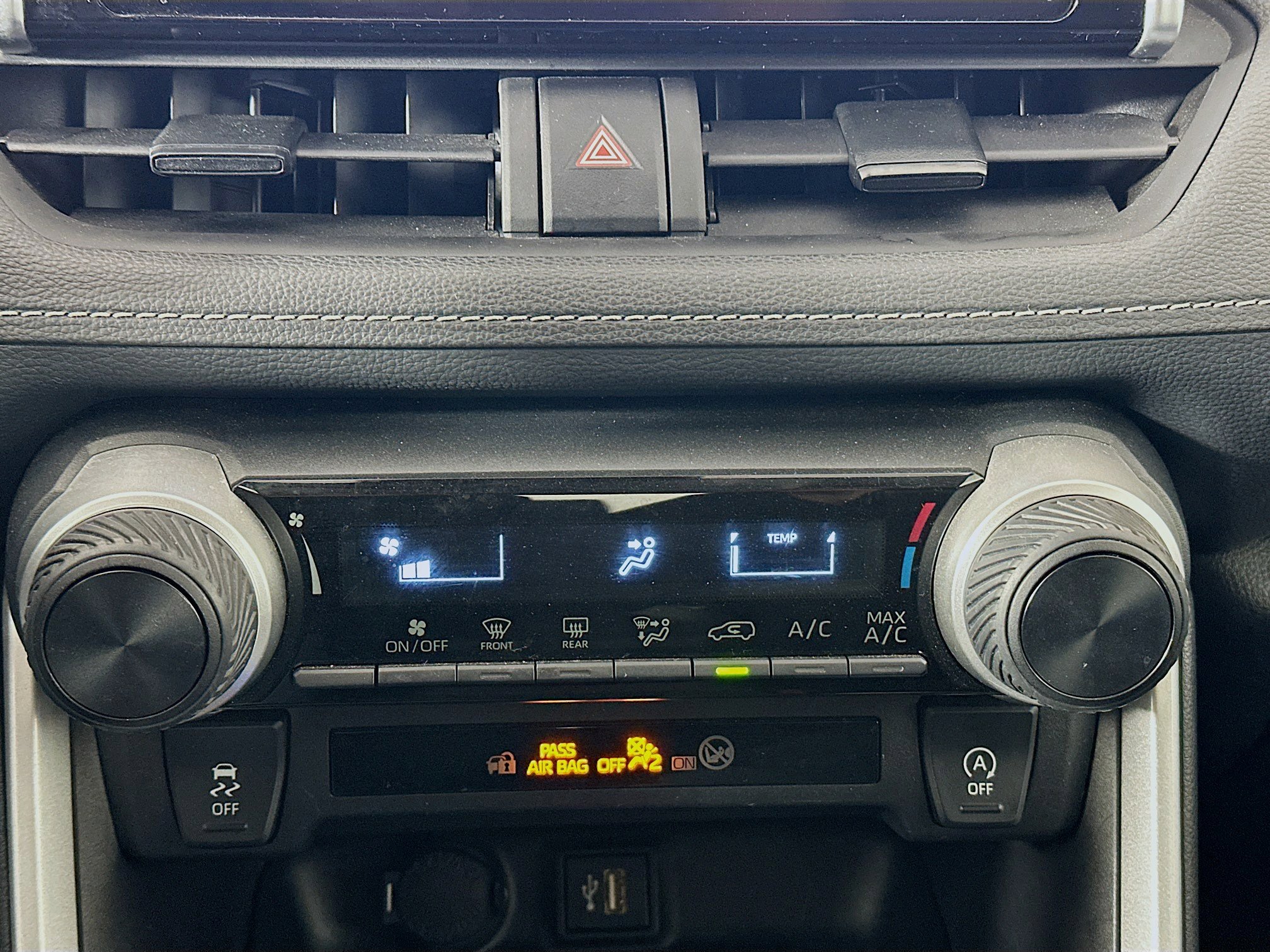 Used 2024 Toyota RAV4 LE image 22