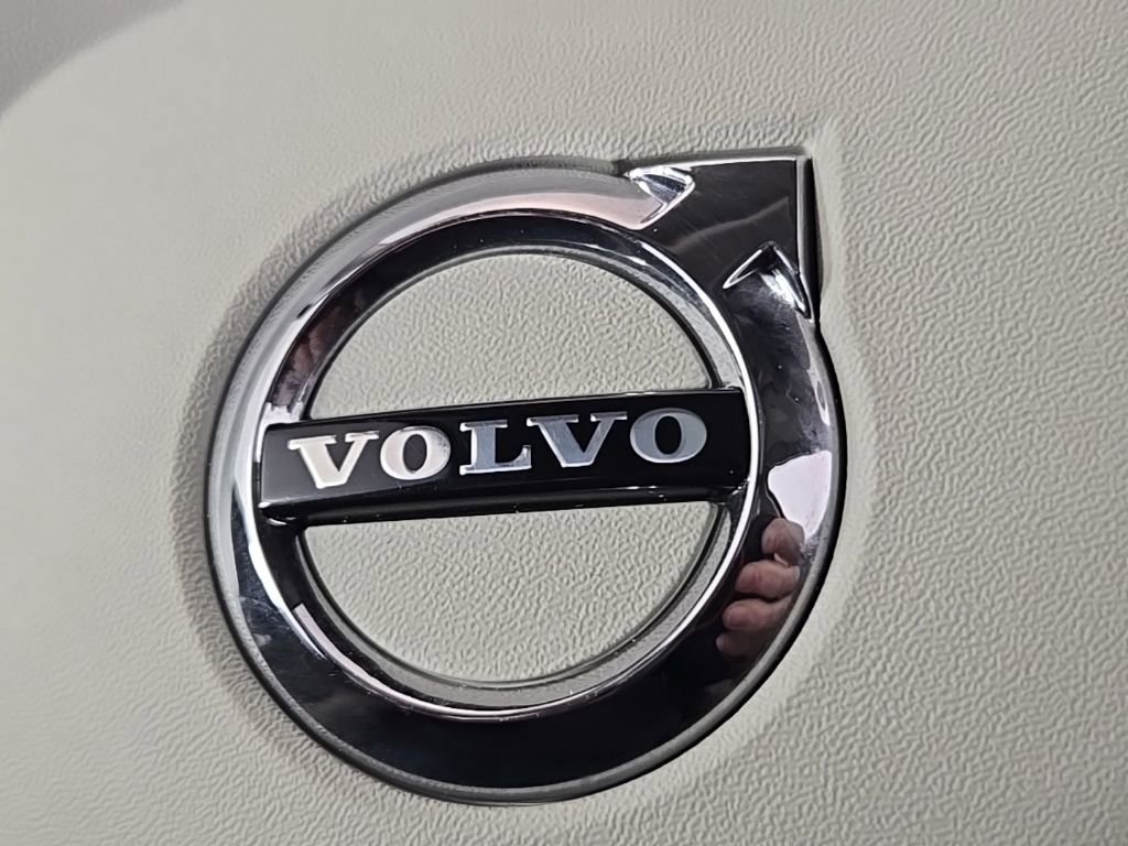 Used 2022 Volvo XC90 T8 Inscription w/ Advanced Package image 33