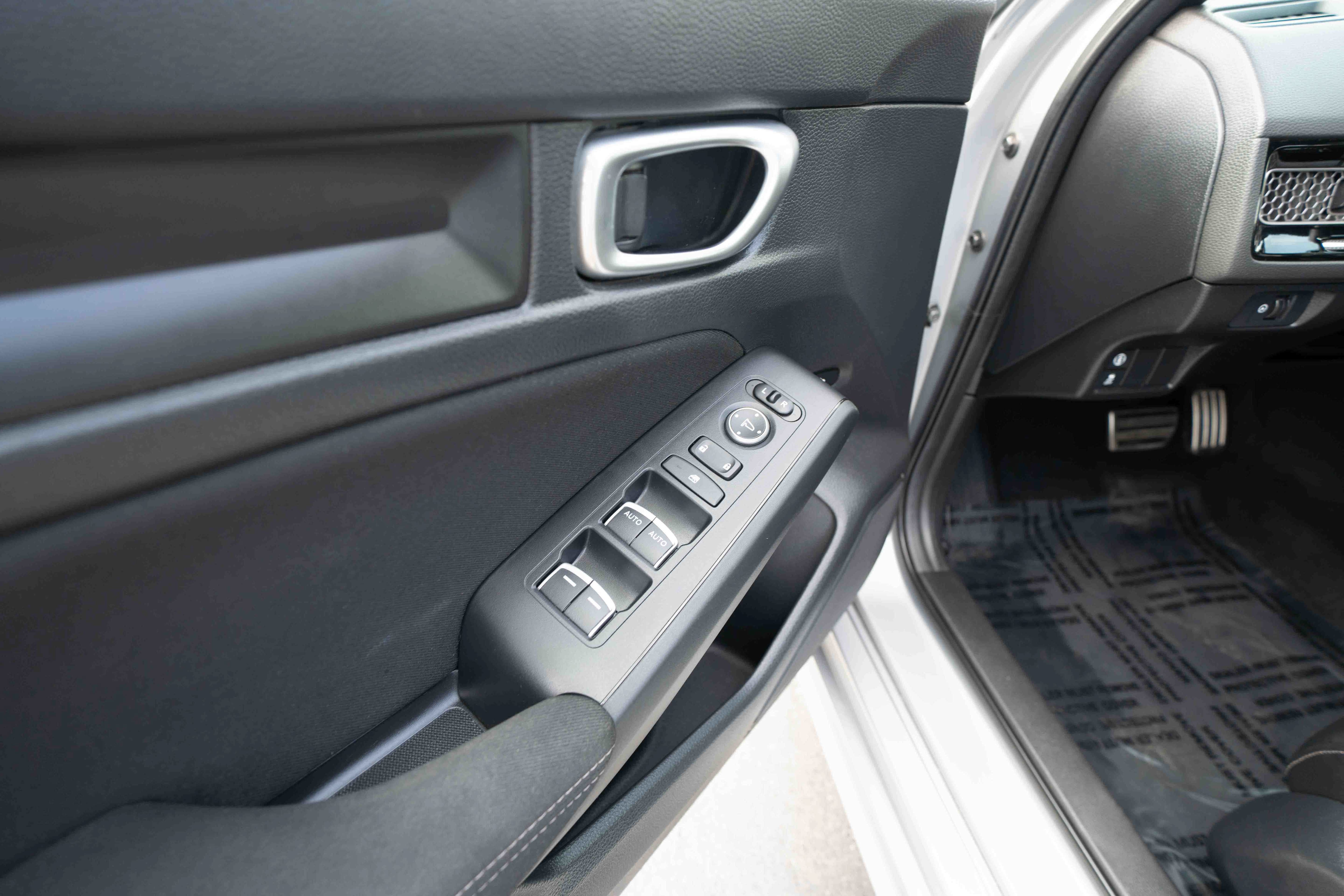 Certified 2024 Honda Civic Sport image 7