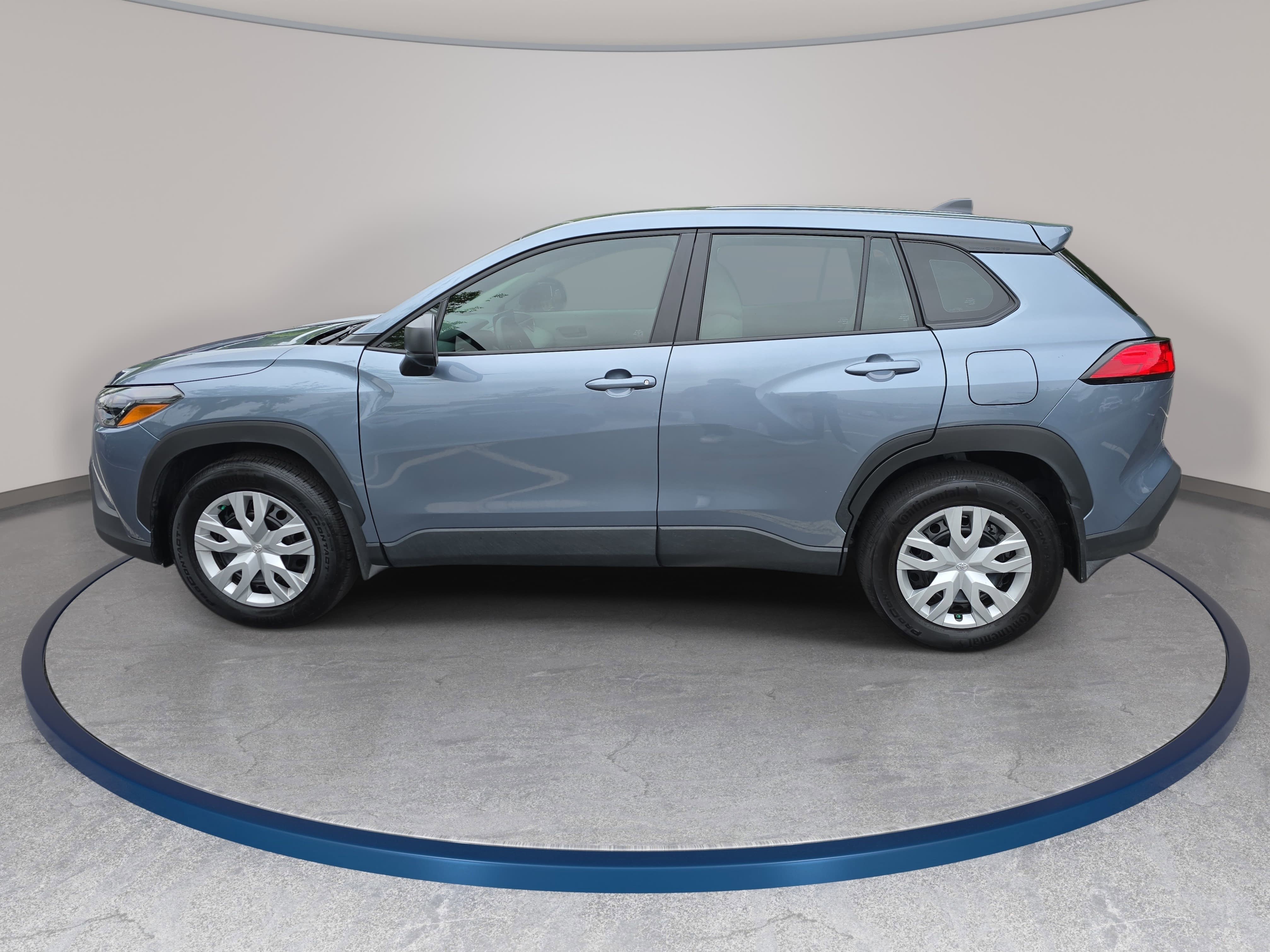 Used 2024 Toyota Corolla Cross L FWD image 8