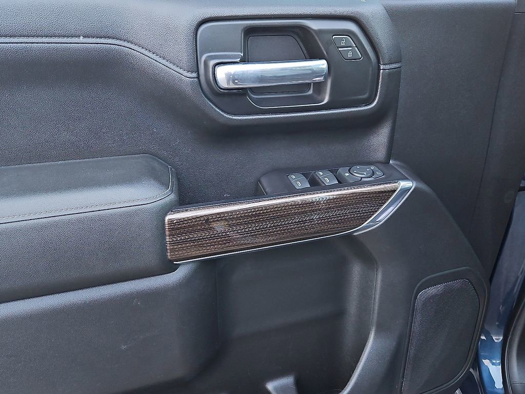 Used 2019 Chevrolet Silverado 1500 LT w/ Texas Edition image 21